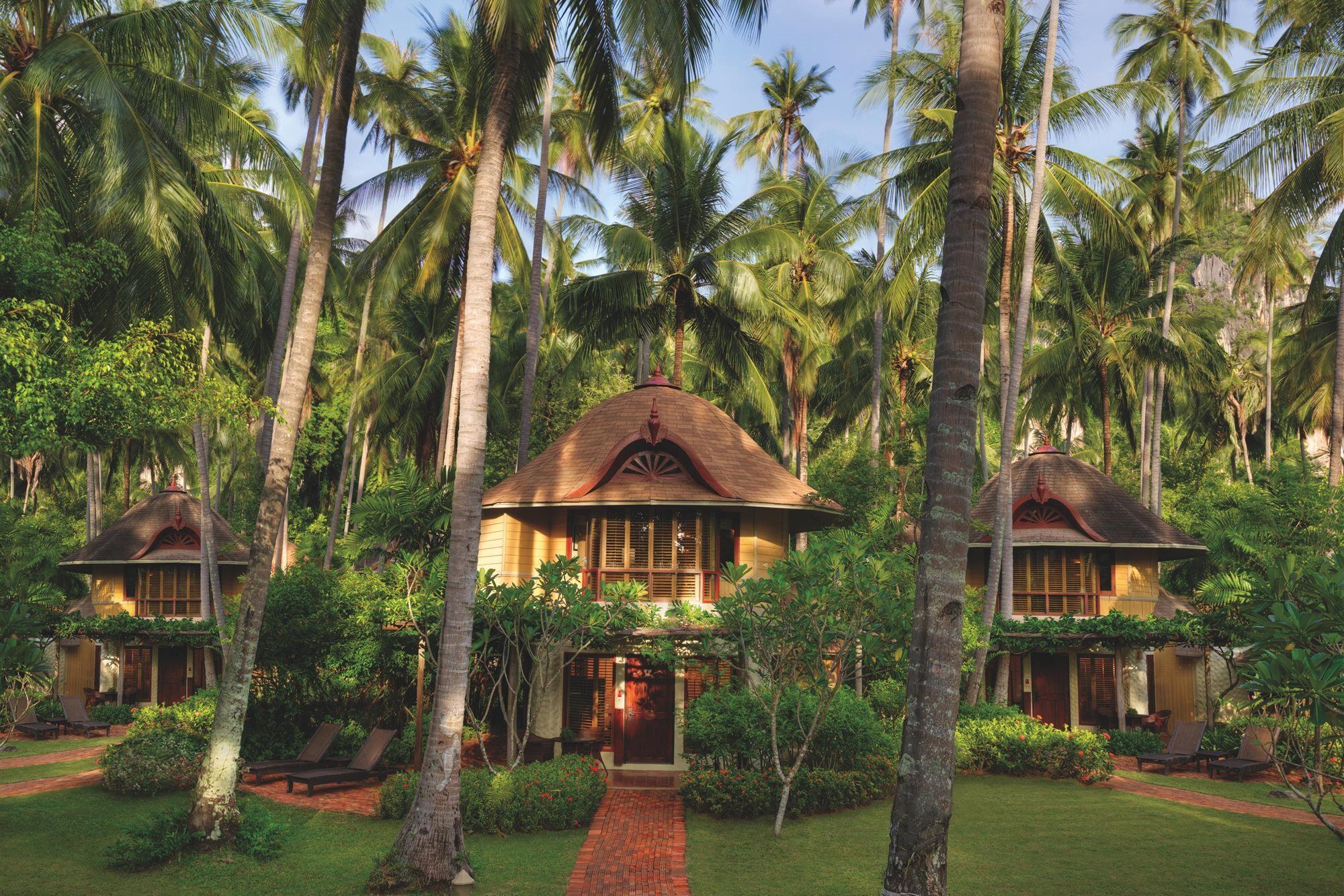 Rayavadee Hotel Railay Beach Exterior photo